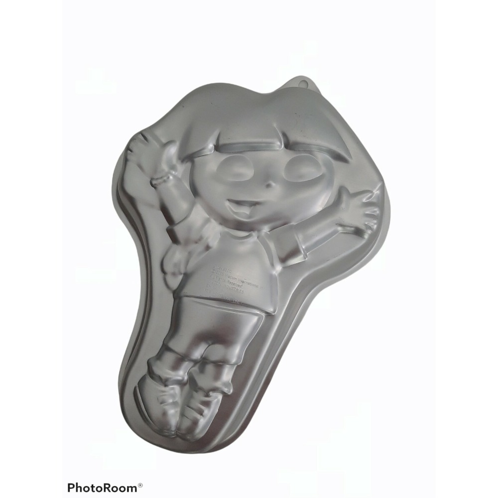 Dora The Explorer Cake Pan Tin Wilton 2003  #2105-6300 never used